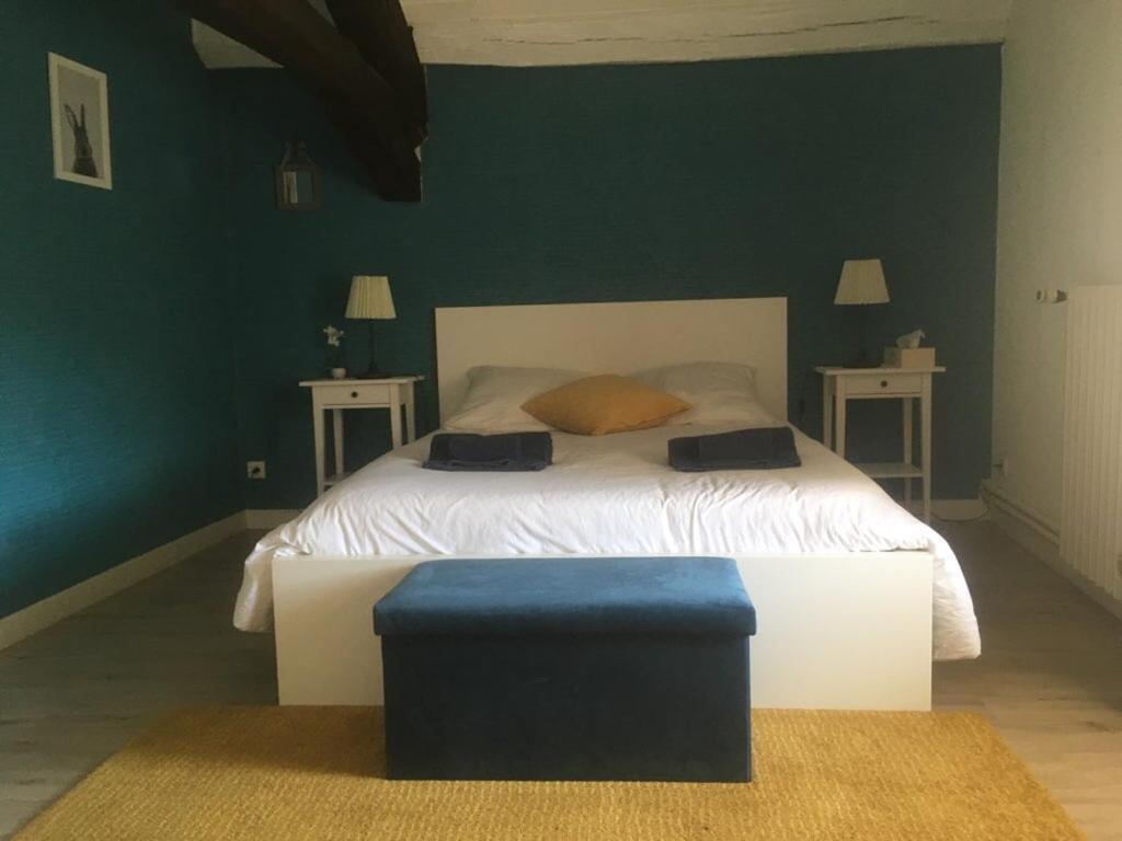 Auberge A La Vieille Cure Arandas Bagian luar foto